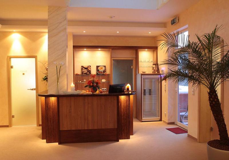 The Lakeside   Burghotel Zu Strausberg