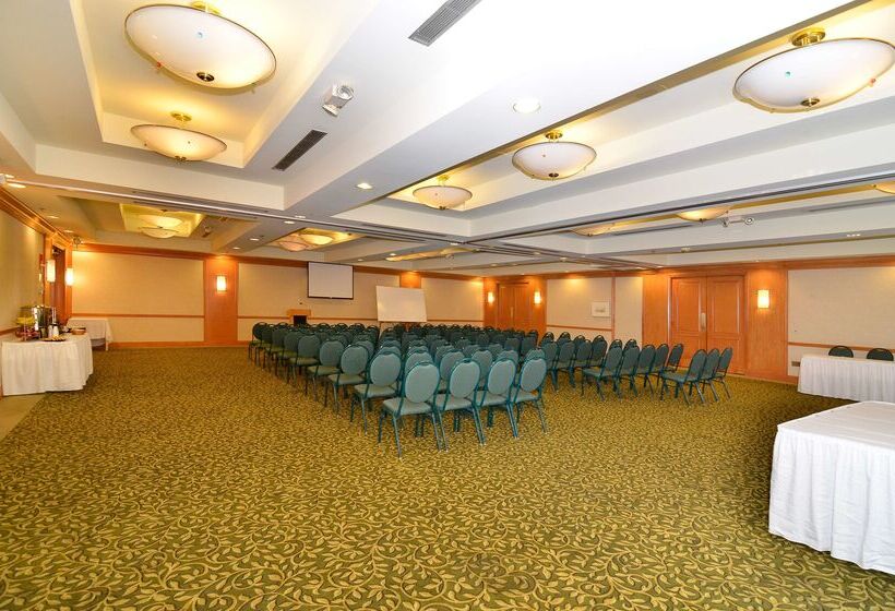 בית מלון כפרי Best Western Plus Palm Desert Resort