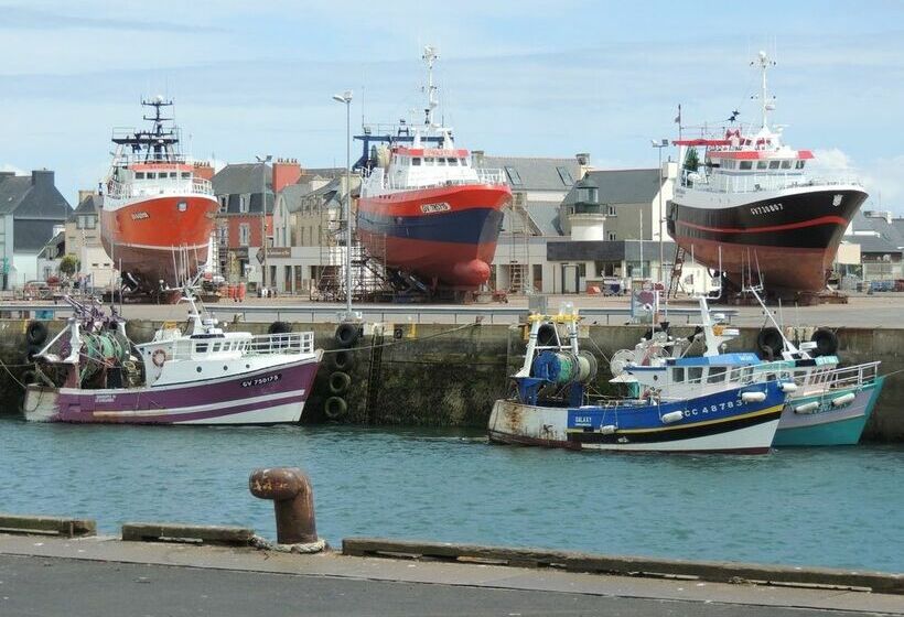 L  Eclose Cap Marine