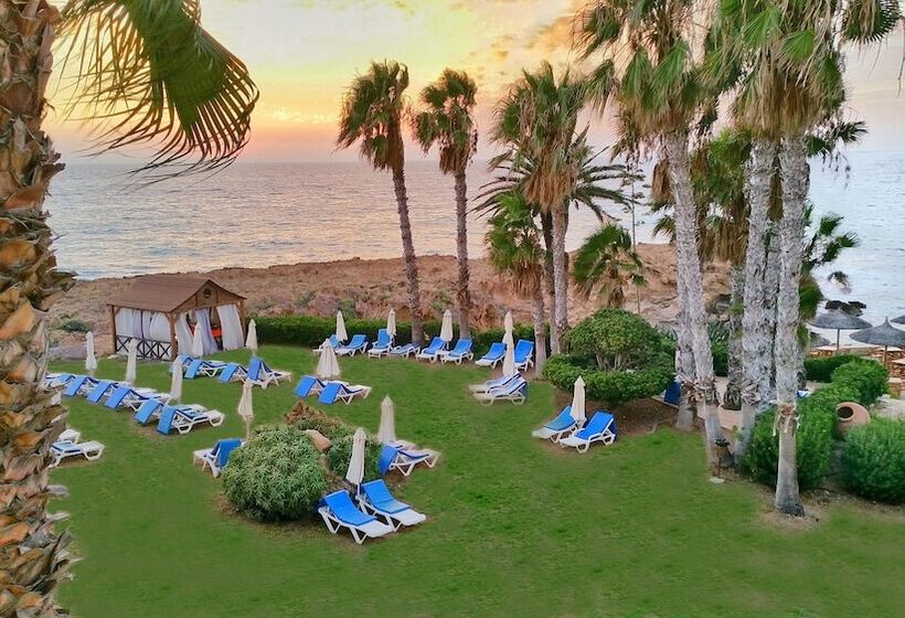هتل Cynthiana Beach