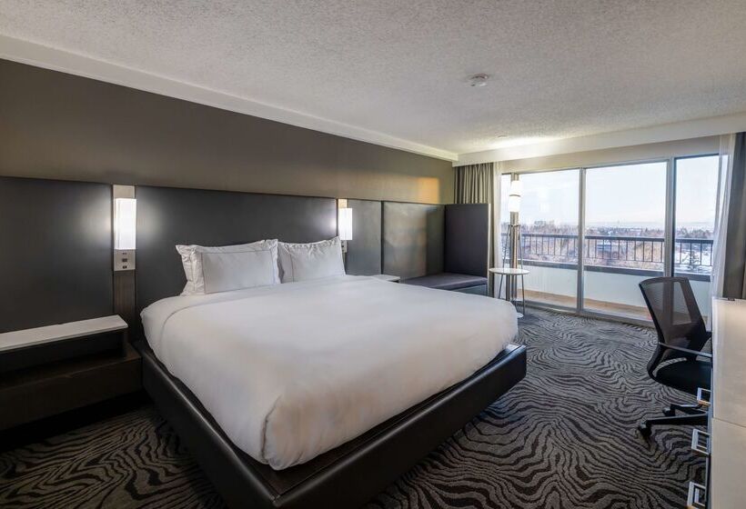 בית מלון כפרי Doubletree By Hilton Calgary North