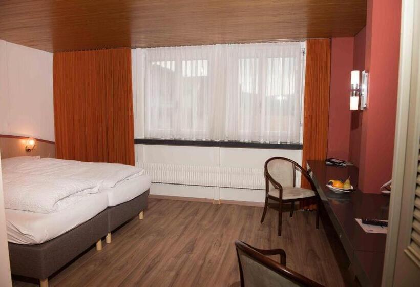 בית מלון כפרי Garni Rösslipost