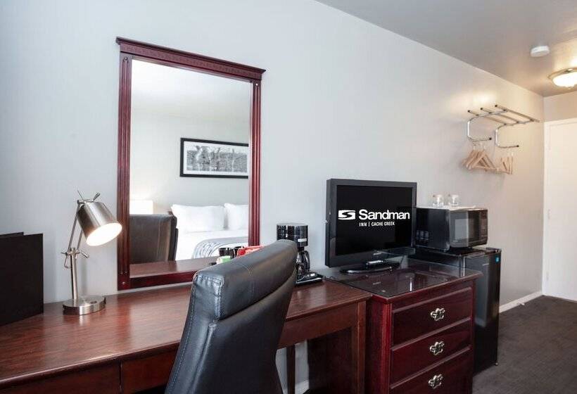 Szálloda Sandman Inn Cache Creek