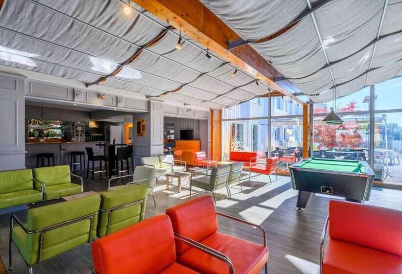 בית מלון כפרי Hôtel Akena Poitiers Nord Futuroscope