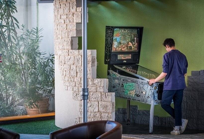 בית מלון כפרי Hôtel Akena Poitiers Nord Futuroscope