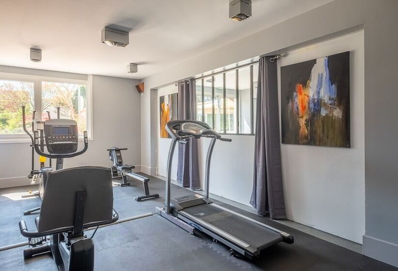 בית מלון כפרי Hôtel Akena Poitiers Nord Futuroscope