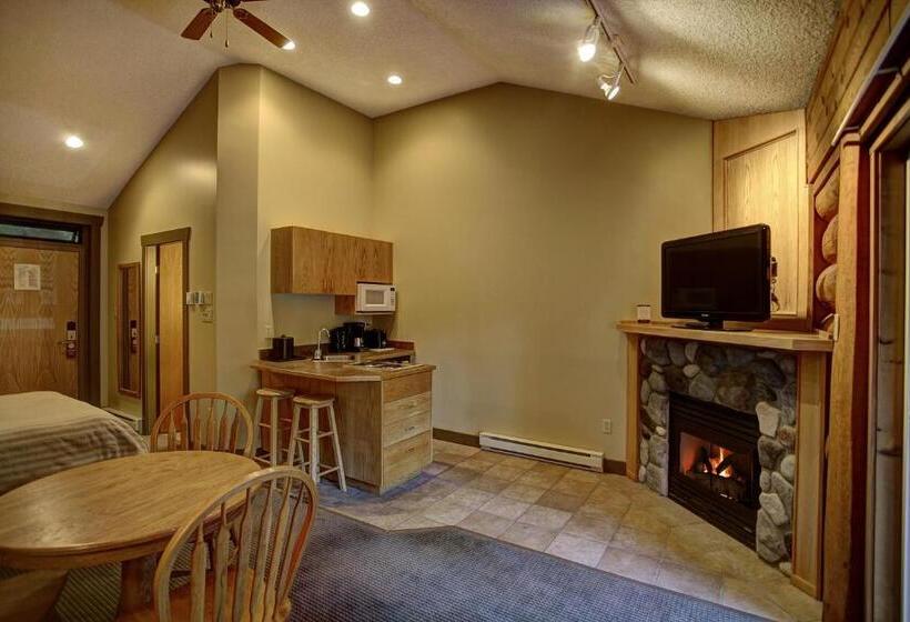 בית מלון כפרי Tighnamara Seaside Spa Resort