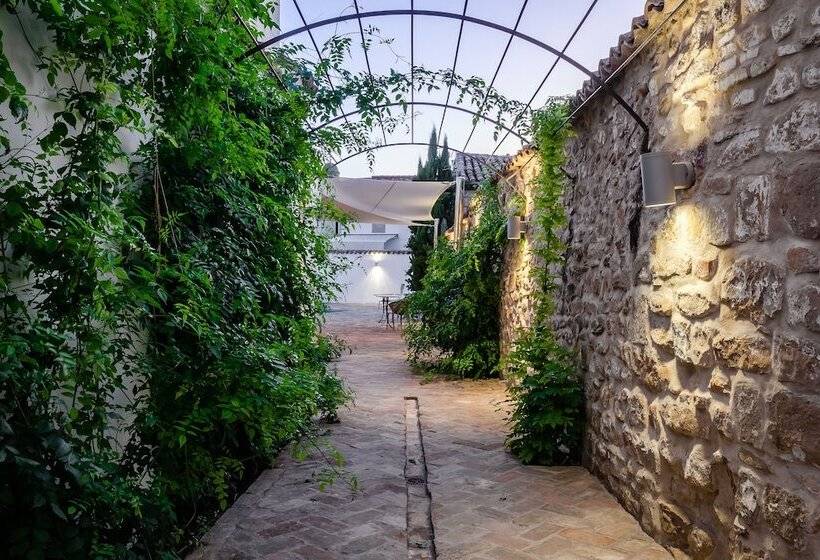 هتل Yit La Casona Del Arco