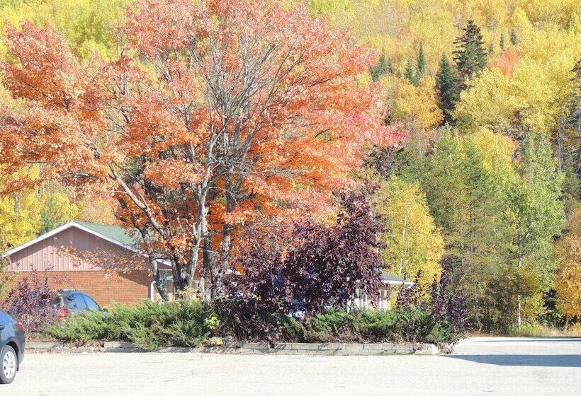 מוטל Marineau La Tuque