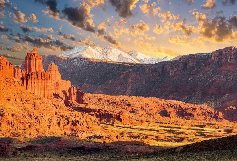 مُتل Wolfe S Moab