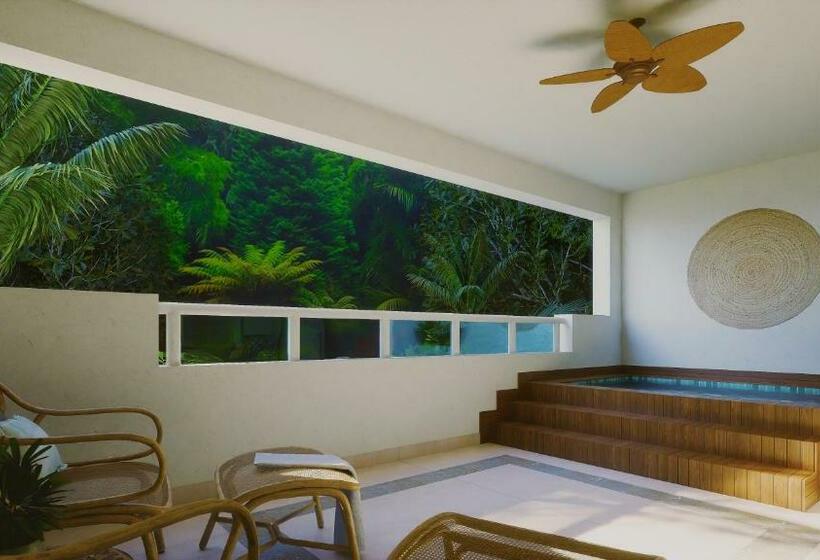 Cayo Levantado Resort