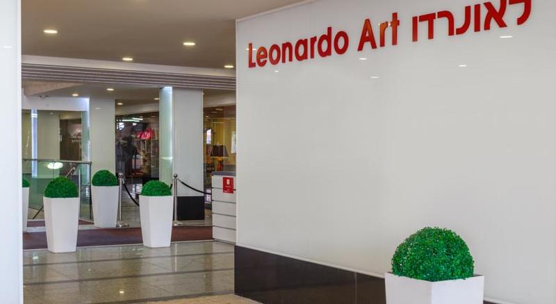 ホテル Leonardo Gordon Beach