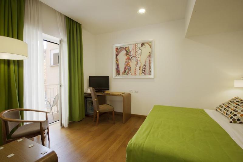 فندق Plaza Varese