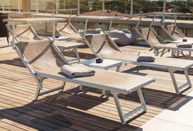 בית מלון כפרי Savoy