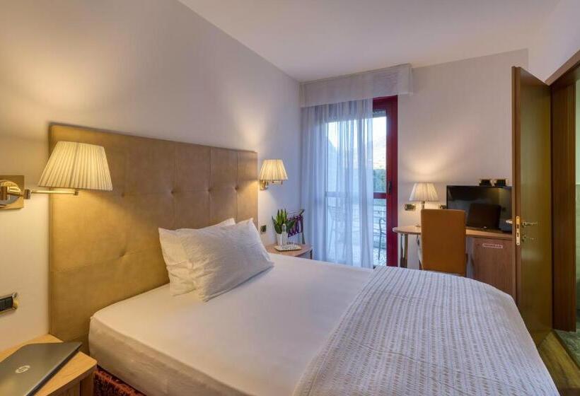 هتل Sporting Trento