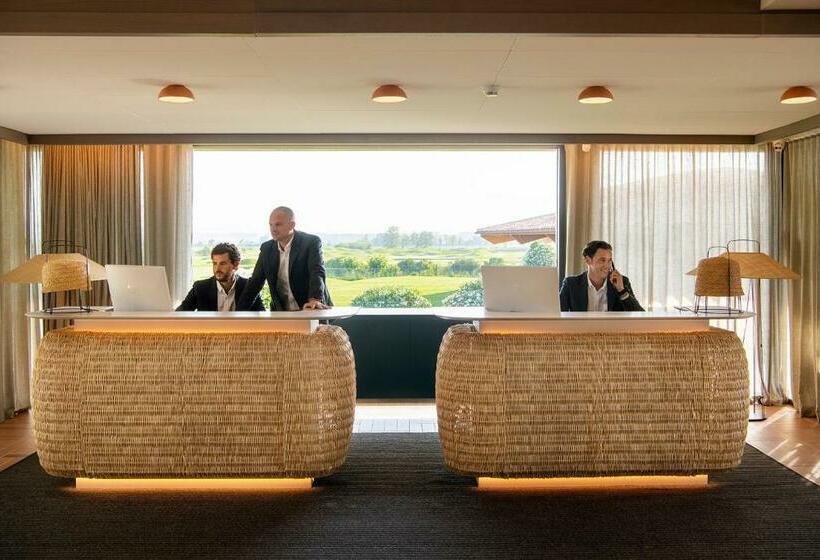 Отель Empordà Golf Resort