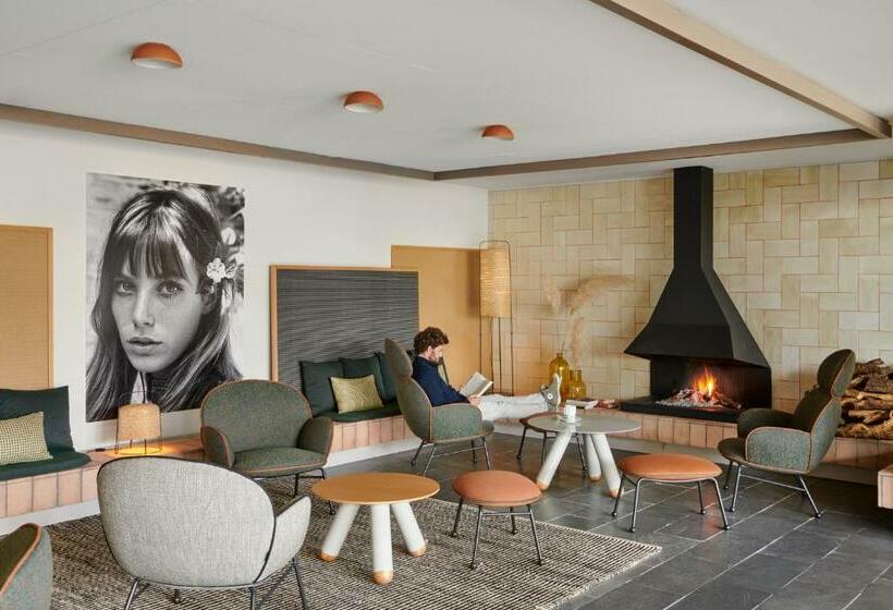 فندق Empordà Golf Resort