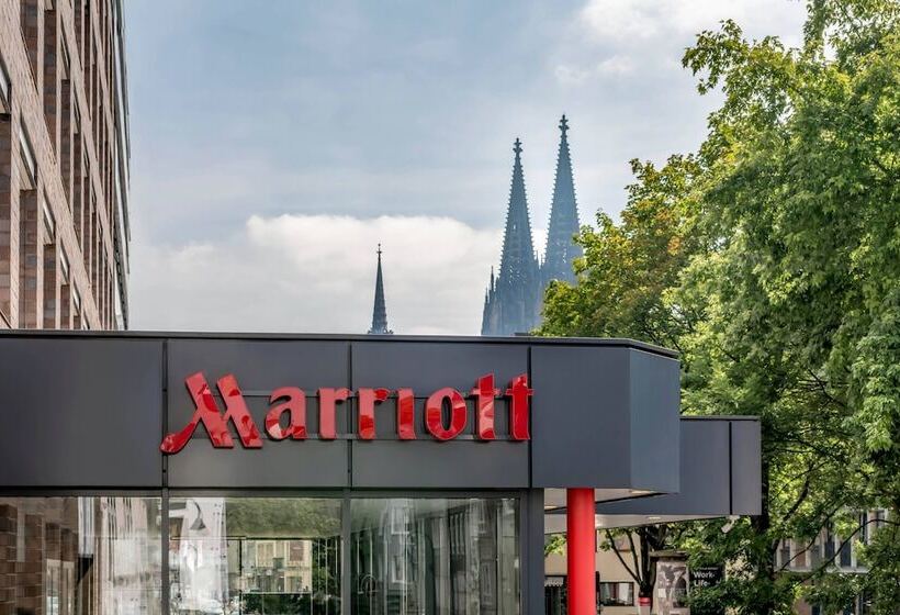 בית מלון כפרי Cologne Marriott