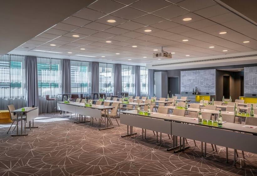 בית מלון כפרי Cologne Marriott