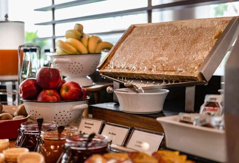 فندق Courtyard By Marriott Munich City Center