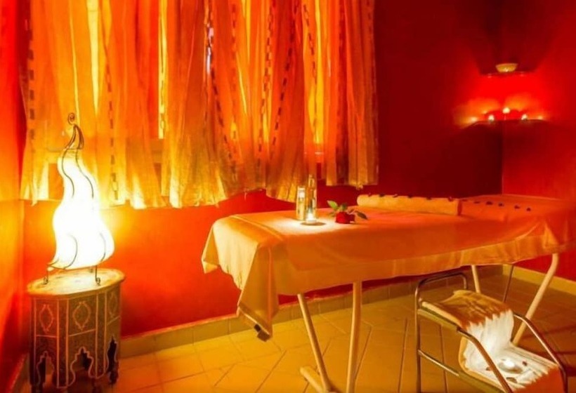 هتل Hôtel Farah Safi