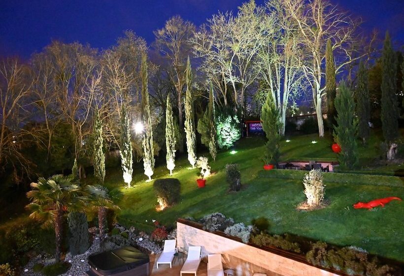 هتل Hôtel La Villa Eugene