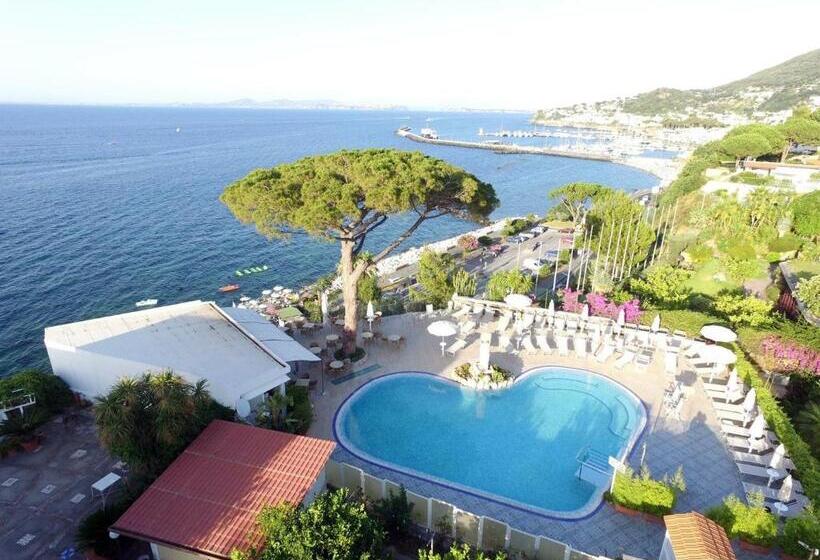 فندق L'approdo