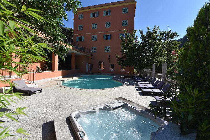 هتل Les Jardins De La Glaciere