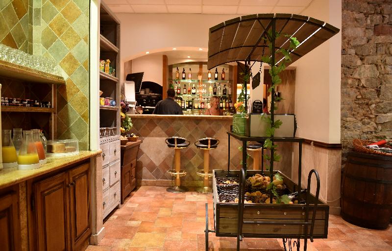 هتل Les Jardins De La Glaciere