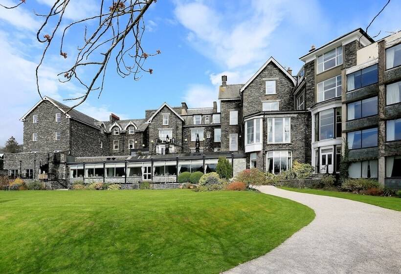 Macdonald Old England Hotel & Spa