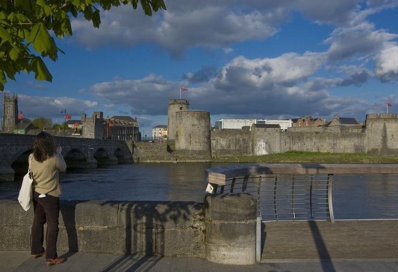 Maldron Hotel & Leisure Centre Limerick