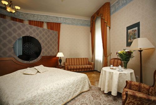 Hotel Ostoya Palace
