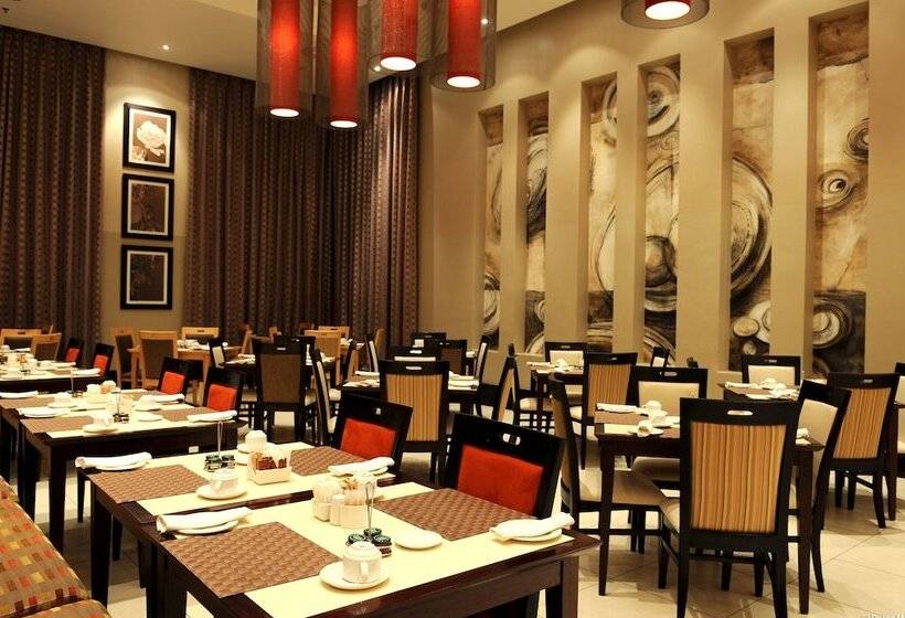 בית מלון כפרי Mondior At Emperors Palace