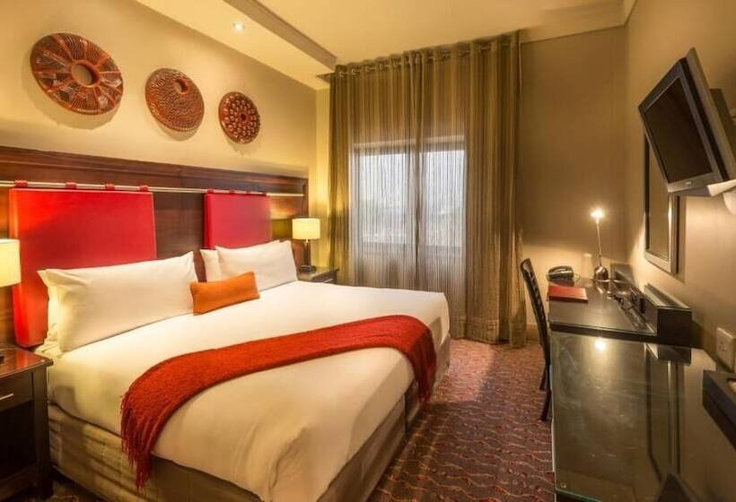 בית מלון כפרי Mondior At Emperors Palace