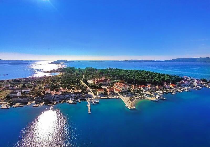 בית מלון כפרי Spongiola