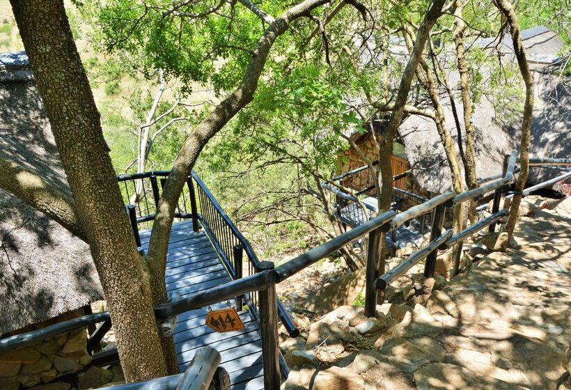 فندق Tshukudu Bush Lodge