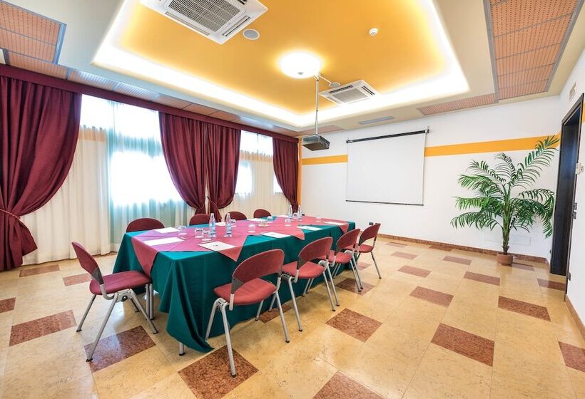 בית מלון כפרי West Point Airport