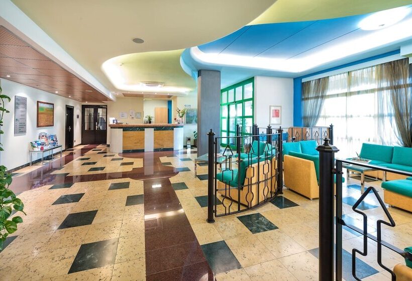 בית מלון כפרי West Point Airport