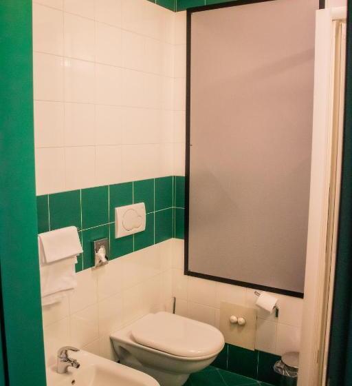 בית מלון כפרי West Point Airport