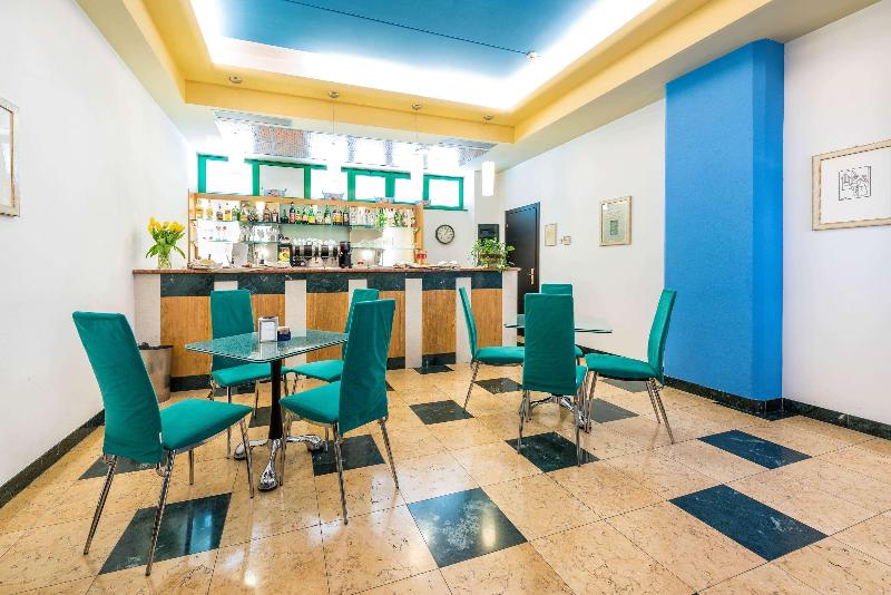 בית מלון כפרי West Point Airport