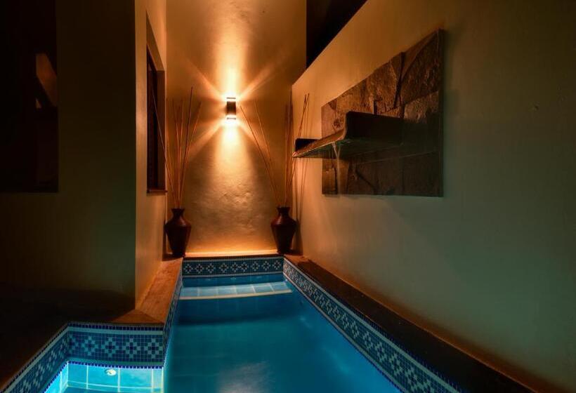 Warwick Le Lagon Resort & Spa, Vanuatu