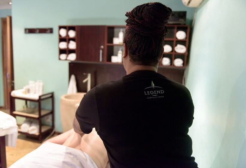 Whalesong Hotel & Spa