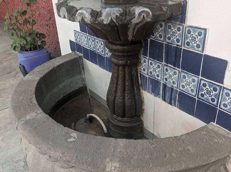 هتل Aristos Express Huejotzingo