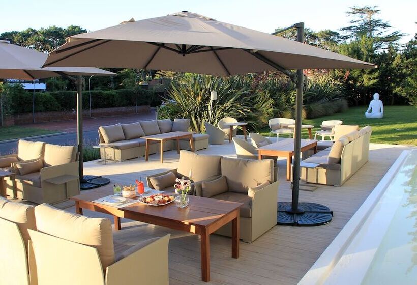 فندق Awa Boutique + Design