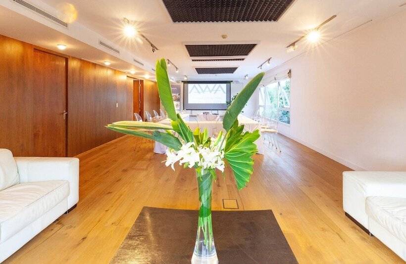 فندق Awa Boutique + Design