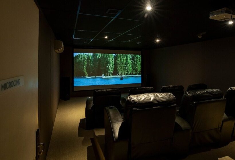 فندق Awa Boutique + Design