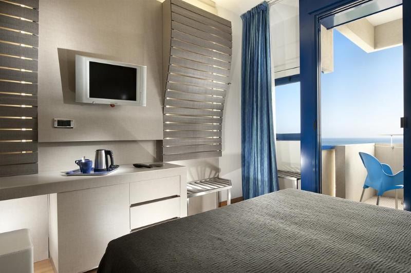 هتل Baltic Riccione Fronte Mare