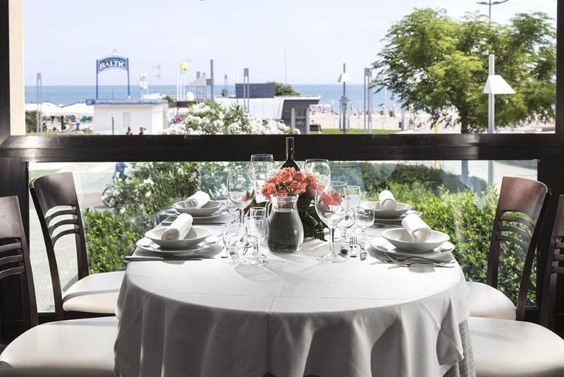 هتل Baltic Riccione Fronte Mare