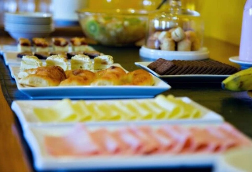 هتل Terraza Coirones