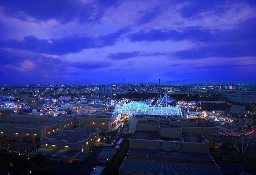 فندق Universal Port